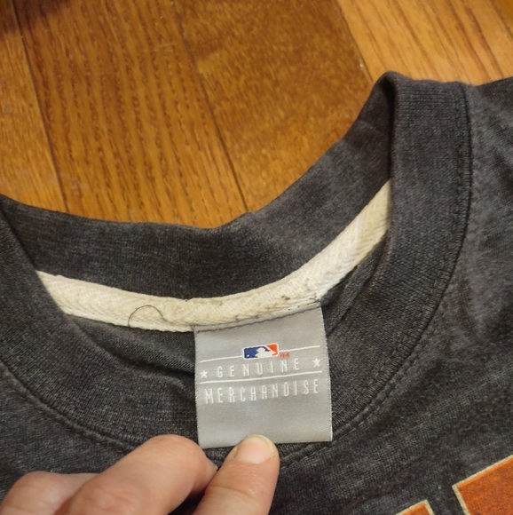 3 for $23 tops!! Genuine Merchandise Detroit Tigers Tee, Men's Large - Picture 3 of 3